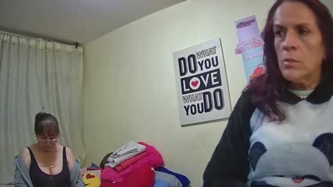 nicoltatiana_ online show from November 14, 10:29 pm