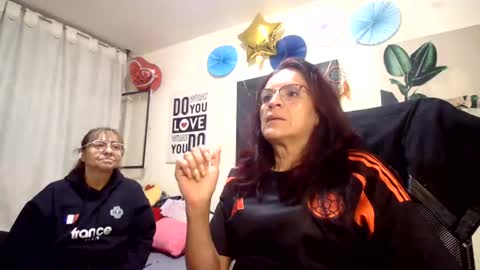 Snapshot of nicoltatiana_ chatting on June 23, 11:36 pm nicoltatiana_ online show from June 23, 11:36 pm
