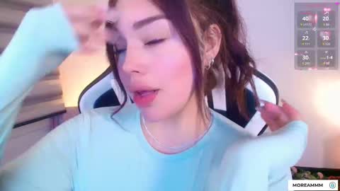 Nicol online show from December 2, 1:11 am