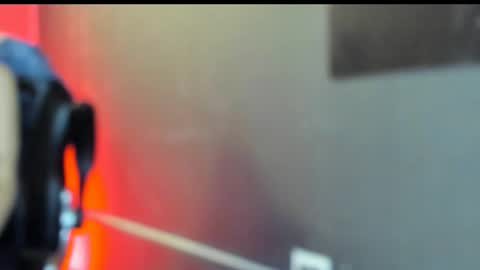 Nicol online show from November 17, 7:19 pm