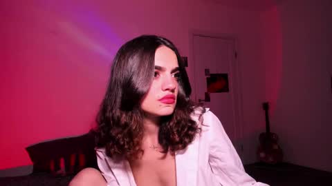 Snapshot of nightfloatt chatting on November 25, 2:28 pm Daisy online show from November 25, 2:28 pm