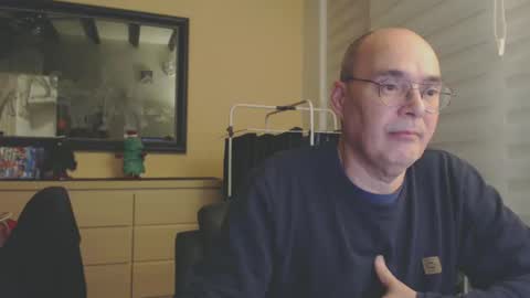 Snapshot of nightkeeper63 chatting on December 31, 12:00 am nightkeeper63 online show from December 31, 12:00 am