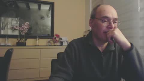 Snapshot of nightkeeper63 chatting on February 4, 12:29 am nightkeeper63 online show from February 4, 12:29 am