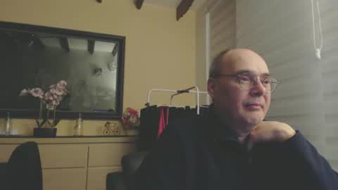 Snapshot of nightkeeper63 chatting on March 3, 1:10 am nightkeeper63 online show from March 3, 1:10 am