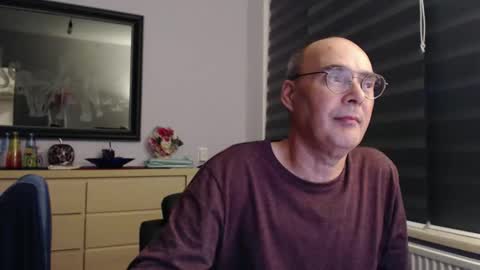 Snapshot of nightkeeper63 chatting on September 28, 12:05 am nightkeeper63 online show from September 28, 12:05 am