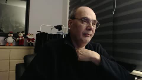 Snapshot of nightkeeper63 chatting on December 19, 11:56 pm nightkeeper63 online show from December 19, 11:56 pm