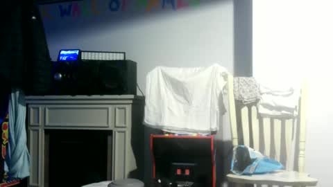 nightlifecouple online show from December 15, 6:51 am