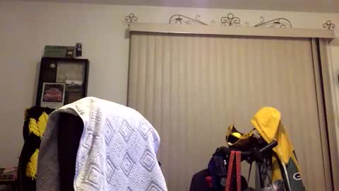 nightmoves1970 online show from February 5, 4:06 am