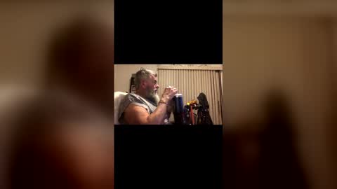 nightmoves1970 online show from February 26, 5:28 am