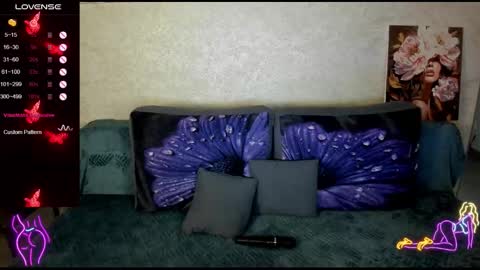 Snapshot of nigo_nika chatting on November 17, 12:11 pm nigo_nika online show from November 17, 12:11 pm