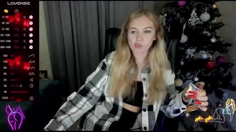 nigo_nika online show from January 8, 2:30 pm