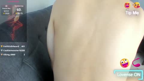 Snapshot of niick_adams chatting on February 20, 4:03 pm Nick online show from February 20, 4:03 pm