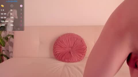 Snapshot of niico_18 chatting on October 16, 8:32 pm Nicolas Mucci online show from October 16, 8:32 pm