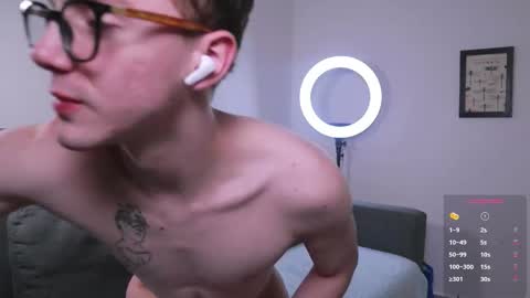 Snapshot of niico_18 chatting on November 20, 8:58 am Nicolas Mucci online show from November 20, 8:58 am