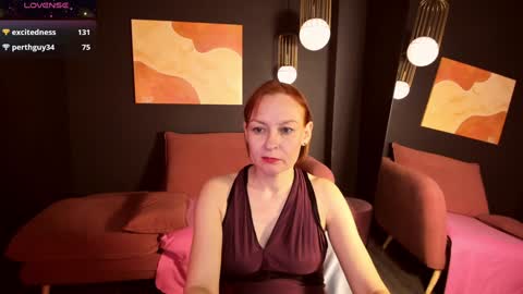 Snapshot of nika_gentle chatting on December 23, 8:44 am Nika online show from December 23, 8:44 am