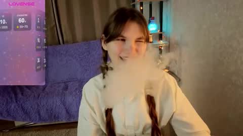 Snapshot of nika_omg chatting on November 5, 8:31 pm Nika online show from November 5, 8:31 pm