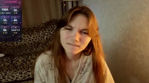 Snapshot of nika_omg chatting on December 17, 8:15 pm Nika online show from December 17, 8:15 pm