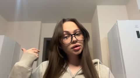 nikagpt online show from April 11, 7:07 pm