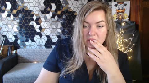 Nika online show from March 31, 4:13 am