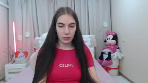 nikastarkk online show from April 9, 6:57 pm