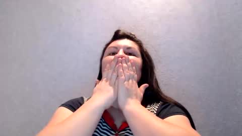 Snapshot of nikayshadow chatting on January 3, 4:59 pm NikayShadow online show from January 3, 4:59 pm