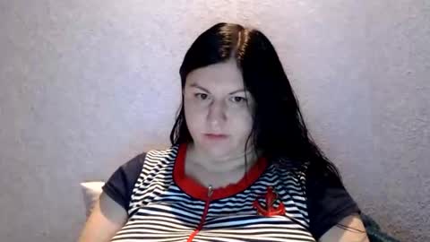 Snapshot of nikayshadow chatting on October 10, 5:45 pm NikayShadow online show from October 10, 5:45 pm