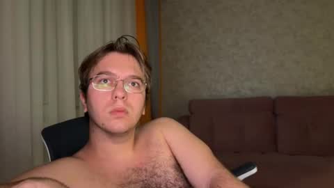 Celine online show from November 20, 9:25 pm