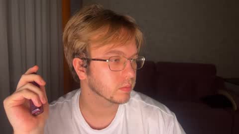 Celine online show from December 2, 8:04 pm