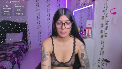 Niki online show from March 8, 1:47 am