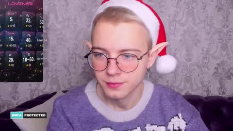 Snapshot of nikistorming chatting on December 29, 7:43 pm Niki online show from December 29, 7:43 pm