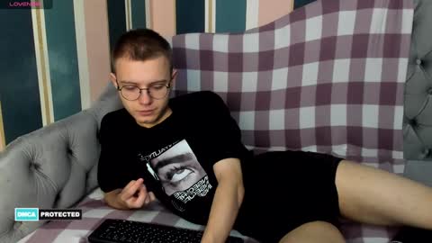 Snapshot of nikistorming chatting on January 30, 12:37 pm Niki online show from January 30, 12:37 pm