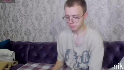 Snapshot of nikistorming chatting on February 14, 7:33 pm Niki online show from February 14, 7:33 pm