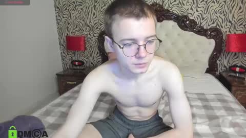 Snapshot of nikistorming chatting on February 21, 7:56 am Niki online show from February 21, 7:56 am