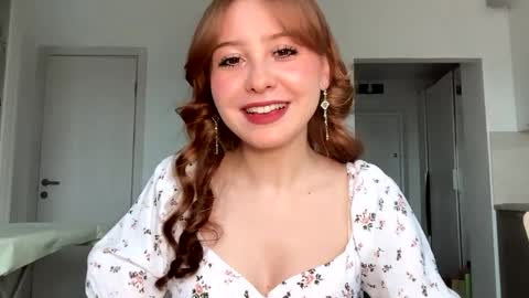 Amy online show from April 10, 12:32 pm