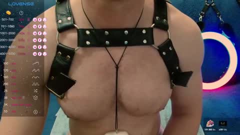 Snapshot of nikitin21 chatting on February 9, 12:52 pm Sasha online show from February 9, 12:52 pm