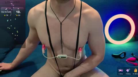 Snapshot of nikitin21 chatting on February 22, 9:30 am Sasha online show from February 22, 9:30 am