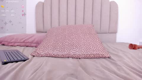 Snapshot of nikki_angel_ chatting on January 26, 10:13 pm NIkki Angel online show from January 26, 10:13 pm