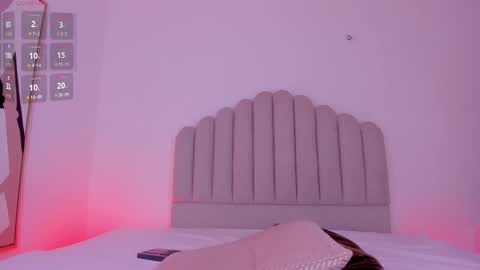Snapshot of nikki_angel_ chatting on October 8, 7:44 pm NIkki Angel online show from October 8, 7:44 pm