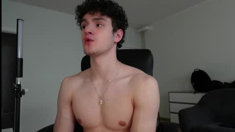 nikki online show from March 15, 8:20 am