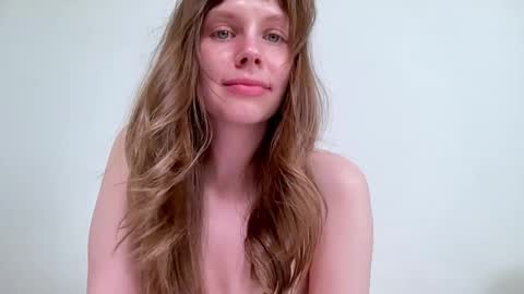Nikki online show from June 3, 2:33 pm