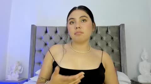 Snapshot of nikkibotero chatting on November 26, 5:58 pm nikkibotero online show from November 26, 5:58 pm