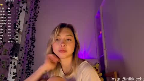 Online fr-mn 1 am NY time    online show from April 12, 7:02 am