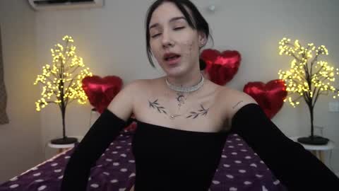 Nikki online show from February 26, 2:14 pm