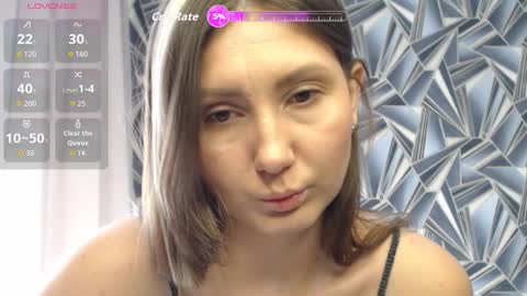 nikkikiss___ online show from March 15, 6:08 am