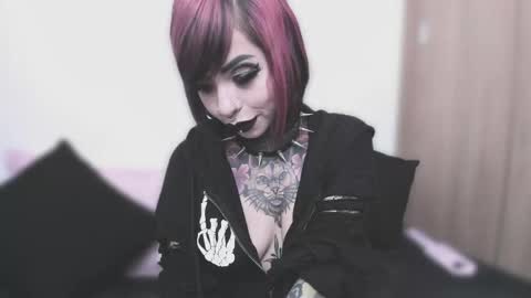 Nikki Ramone   online show from September 12, 11:10 am