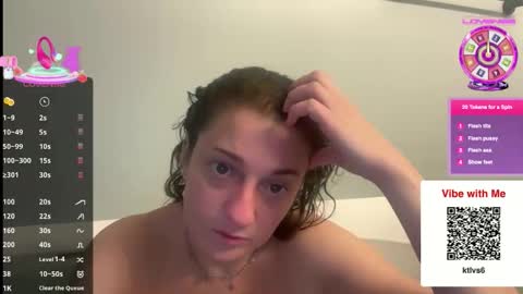 Snapshot of nikkisnow1 chatting on December 4, 11:24 pm nikkisnow1 online show from December 4, 11:24 pm