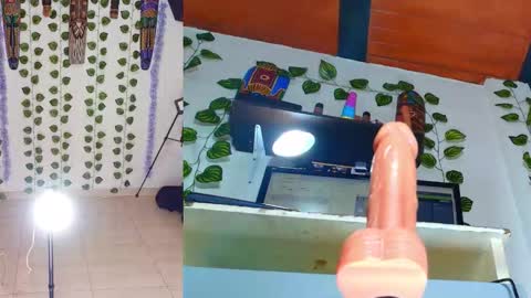 nikky__rosse online show from March 14, 10:42 am