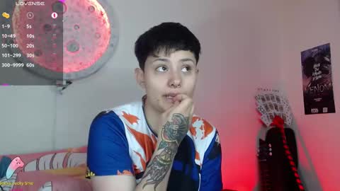 Nikky online show from March 8, 2:30 pm