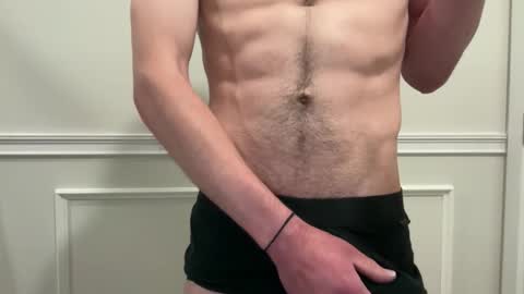 niko9inches online show from June 1, 5:47 pm