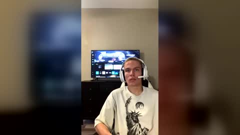 Snapshot of nikolai_russian_daddy chatting on May 31, 5:42 pm nikolai_russian_daddy online show from May 31, 5:42 pm